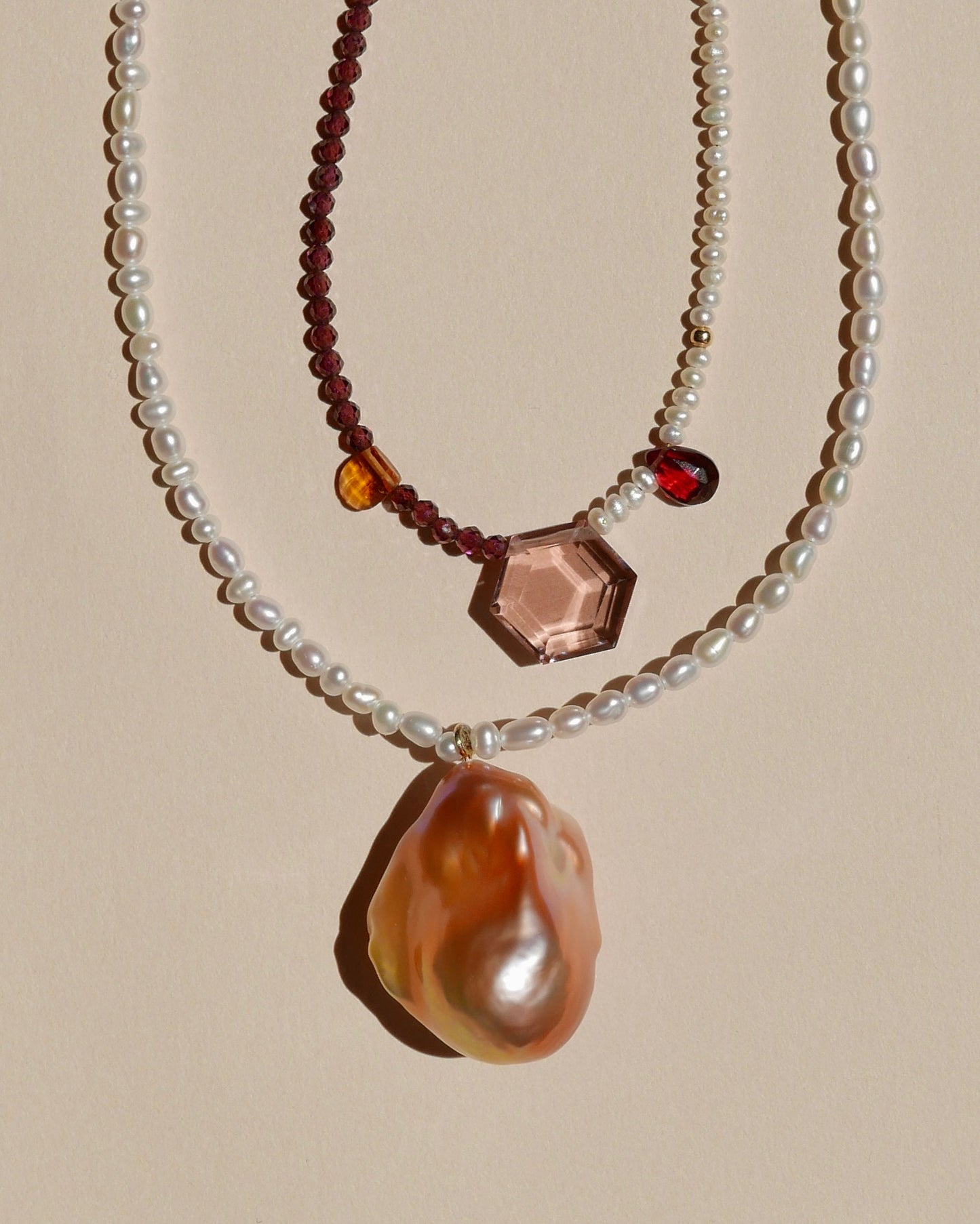 HIDDEN STONE Garnet Necklace