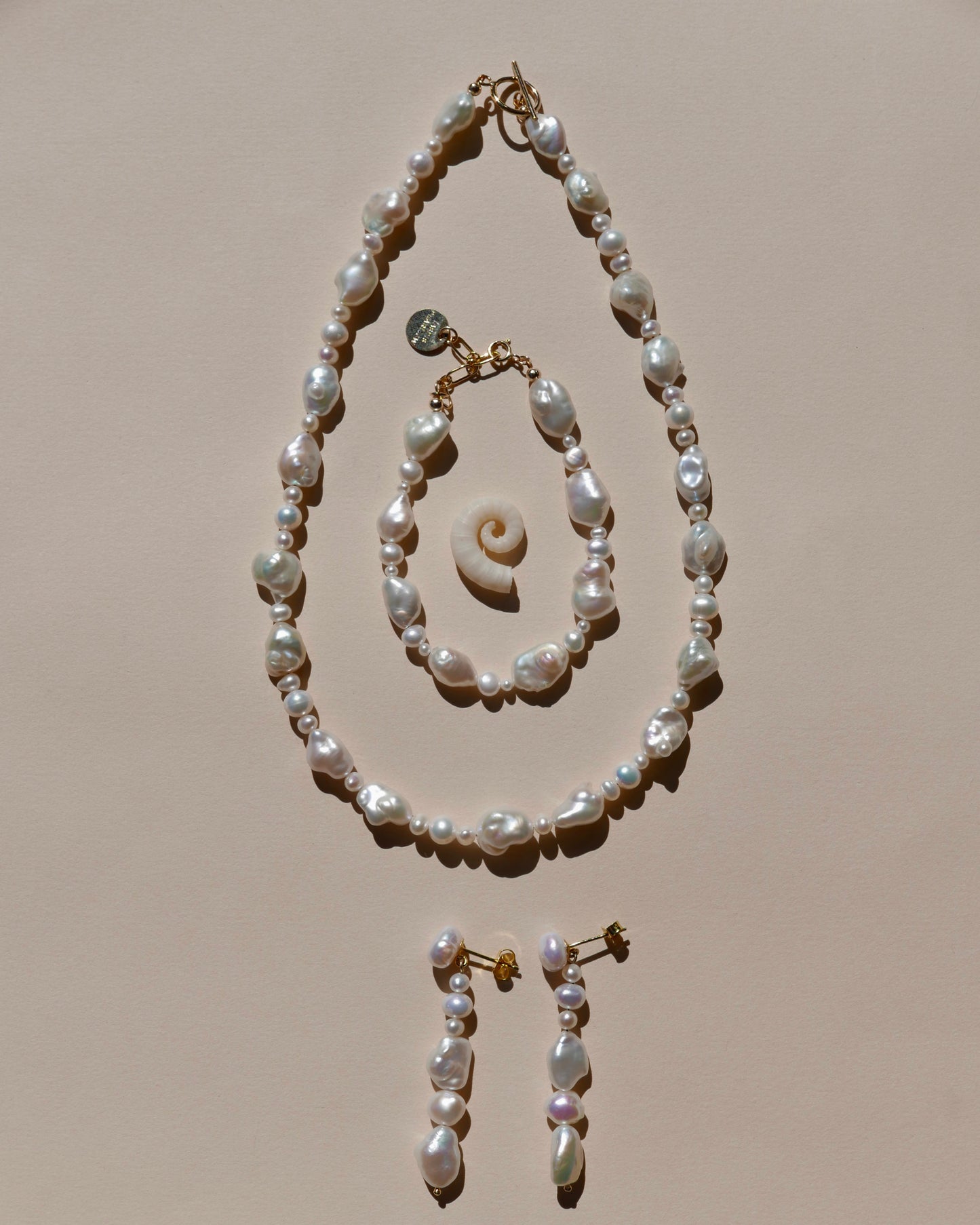 PEARLY DREAMS Necklace