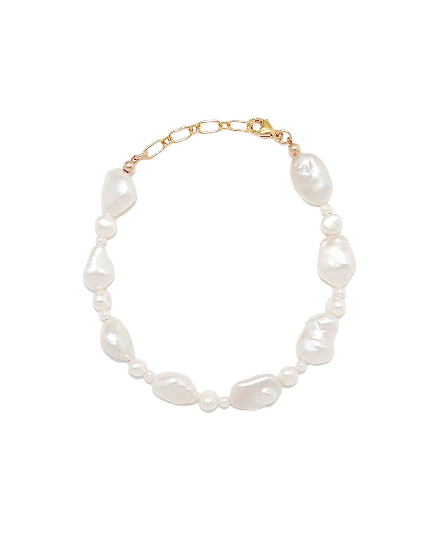 PEARLY DREAMS Bracelet